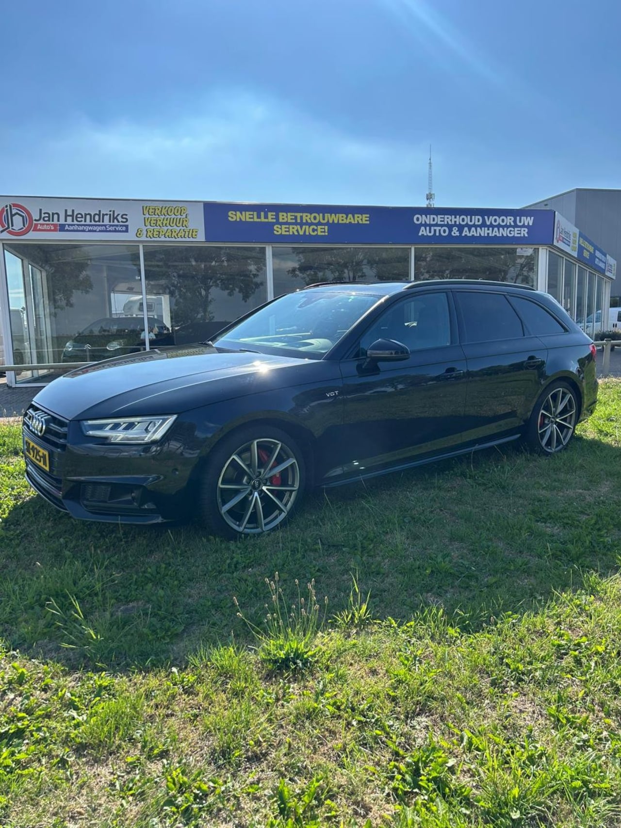 Audi A4 Avant - 3.0 TFSI S4 quattro Pro Line Plus 3.0 TFSI S4 quattro Pro Line Plus - AutoWereld.nl