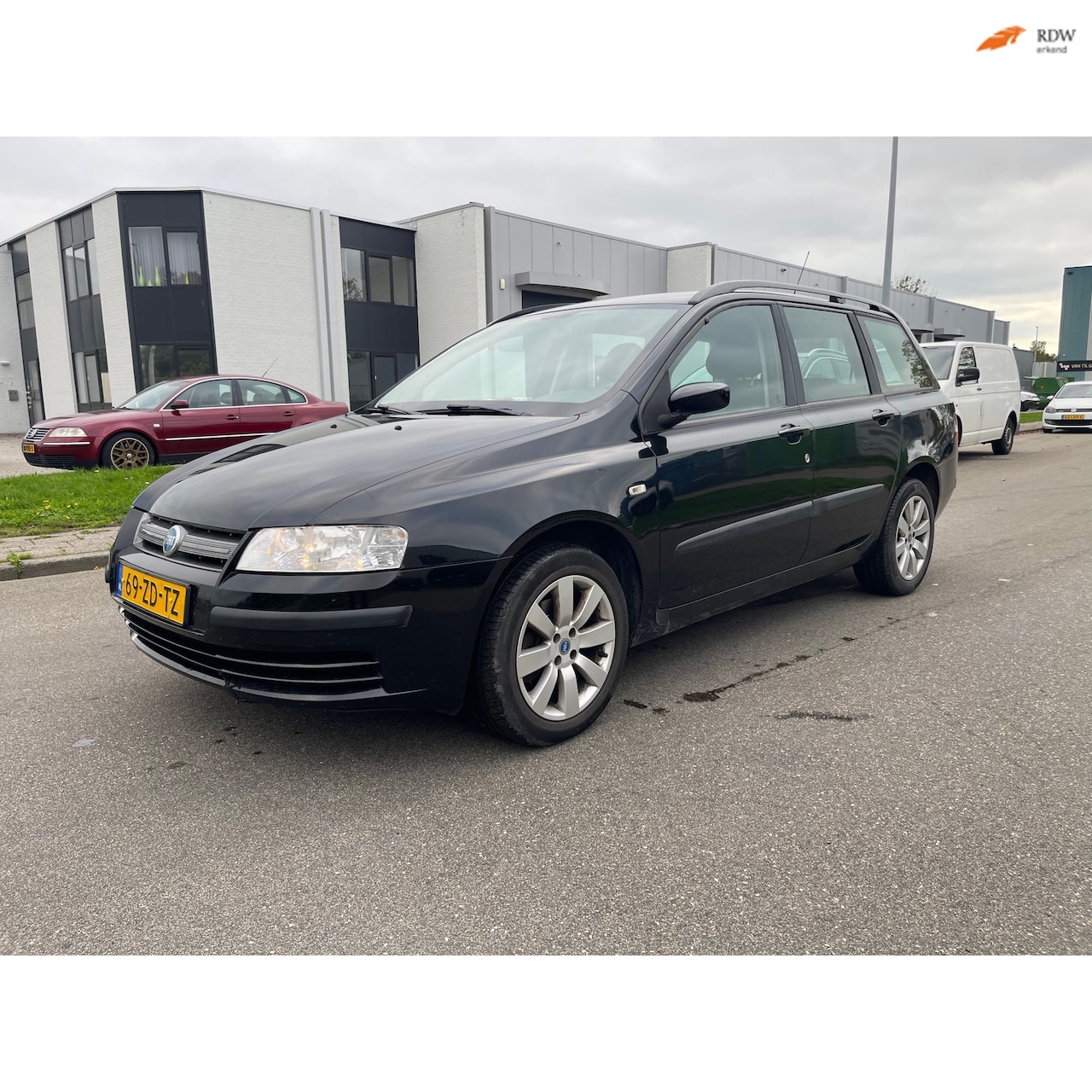 Fiat Stilo Multi Wagon - 1.6-16V Dynamic 1.6-16V Dynamic - AutoWereld.nl