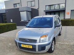 Ford Fusion - 1.4-16V Champion