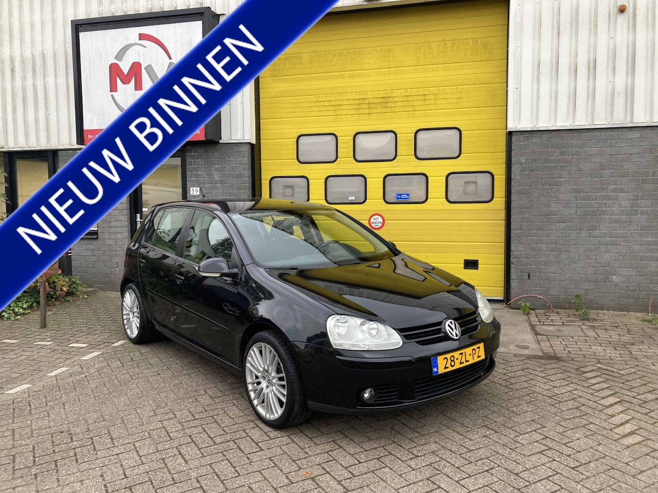 Volkswagen Golf - 1.6 FSI Trendline Airco LMV - AutoWereld.nl