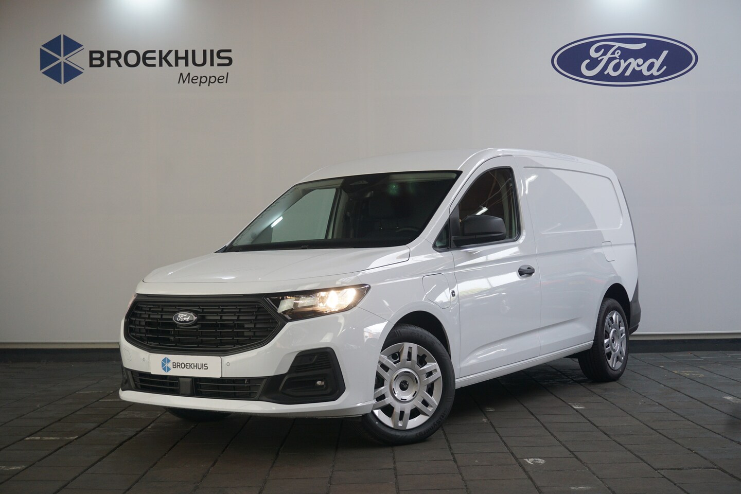 Ford Transit Connect - 1.5 EcoBoost PHEV L1 Trend VOORRAAD DEAL! | Cruise control | Kleur wit | Parkeersensor voo - AutoWereld.nl