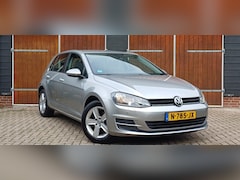 Volkswagen Golf - 1.2 TSI Trendline, Nette auto, Trekhaak, Parkeersensoren V+A