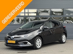 Toyota Auris - 1.8 HYBRID EXECUTIVE I AUTOMAAT I CLIMATE CONTROL I CRUISE CONTROL I NAVIGATIE