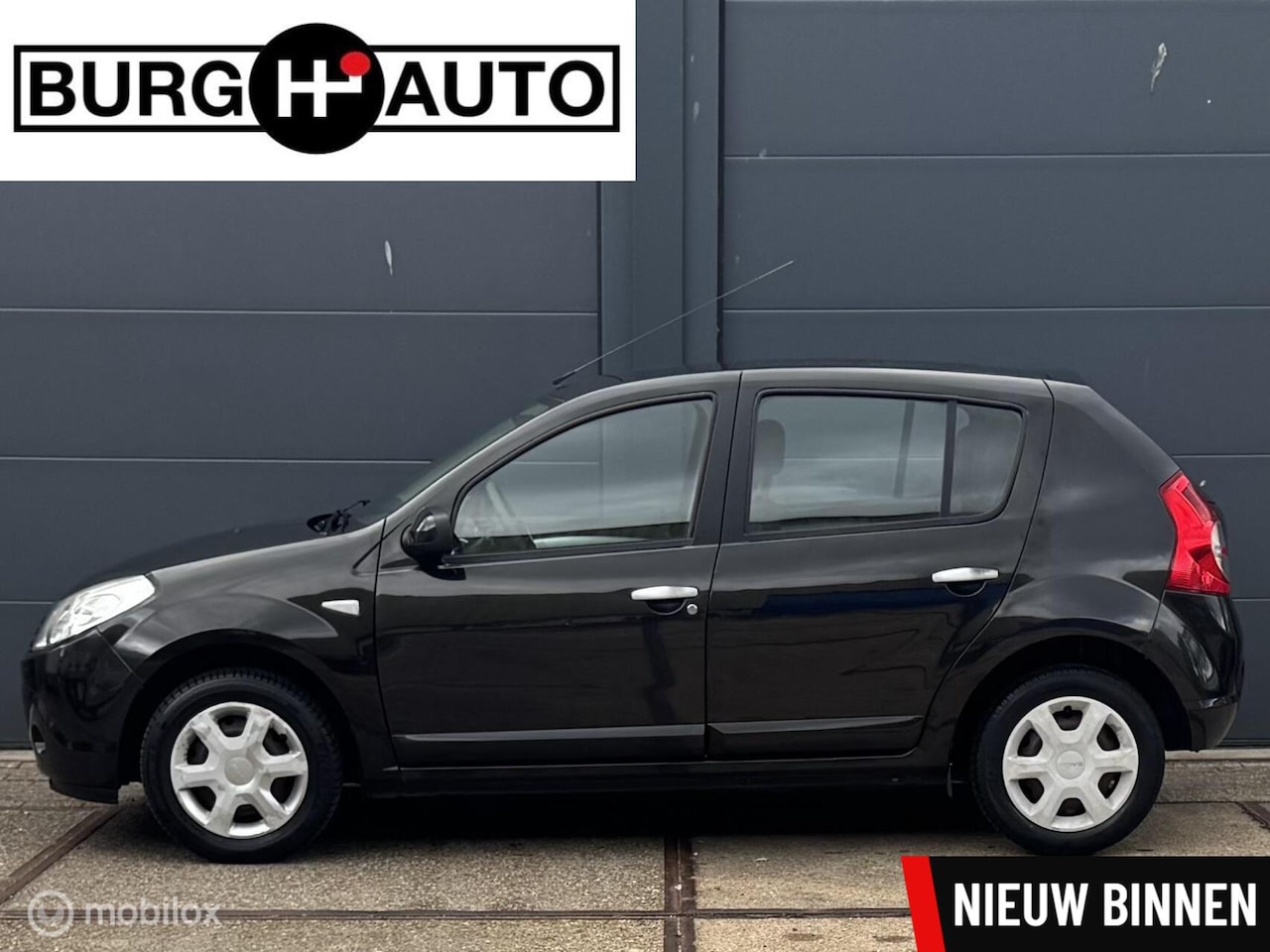 Dacia Sandero - 1.2 Lauréate 5 deurs - AIRCO - EL. RAMEN + SPIEGELS - CPV - RADIO/CD MP3 - STUURBEKRACHTIG - AutoWereld.nl