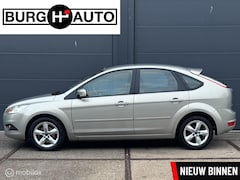 Ford Focus - 1.6 Trend 5 deurs - AIRCO - LM VELGEN - VERWARMDE VOORRUIT - CPV - EL. RAMEN + SPIEGELS