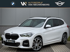 BMW X1 - xDrive25e M-Sport Panoramadak | Harman Kardon | Adaptive Cruise | HUD | Trekhaak | Elektr.
