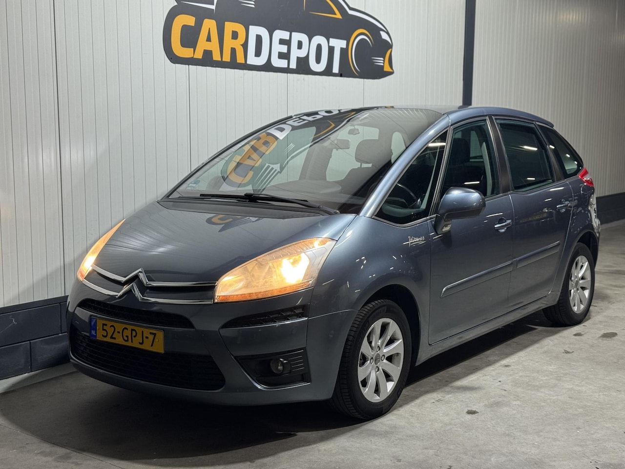Citroën C4 Picasso - 1.8-16V Ambiance 5p. 1.8-16V Ambiance 5p. - AutoWereld.nl