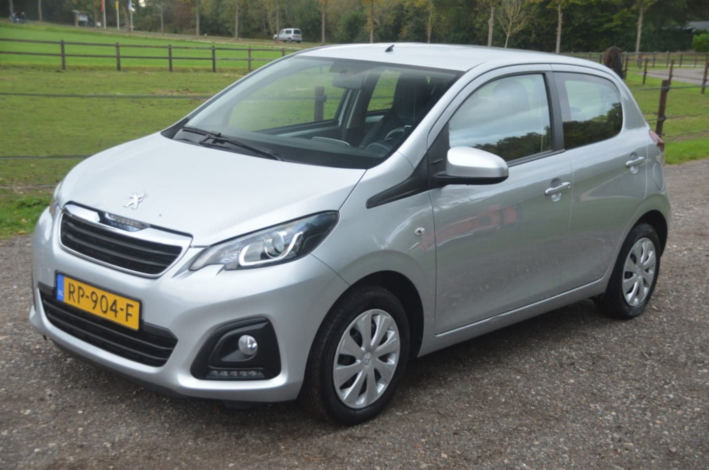 Peugeot 108 - 1.0 e-VTi Active 2018 5 deurs Airco - AutoWereld.nl