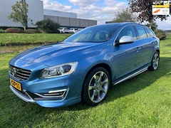 Volvo V60 - 2.4 D6 AWD Plug-In Hybrid Summum * AUTOMAAT * TOP AUTO