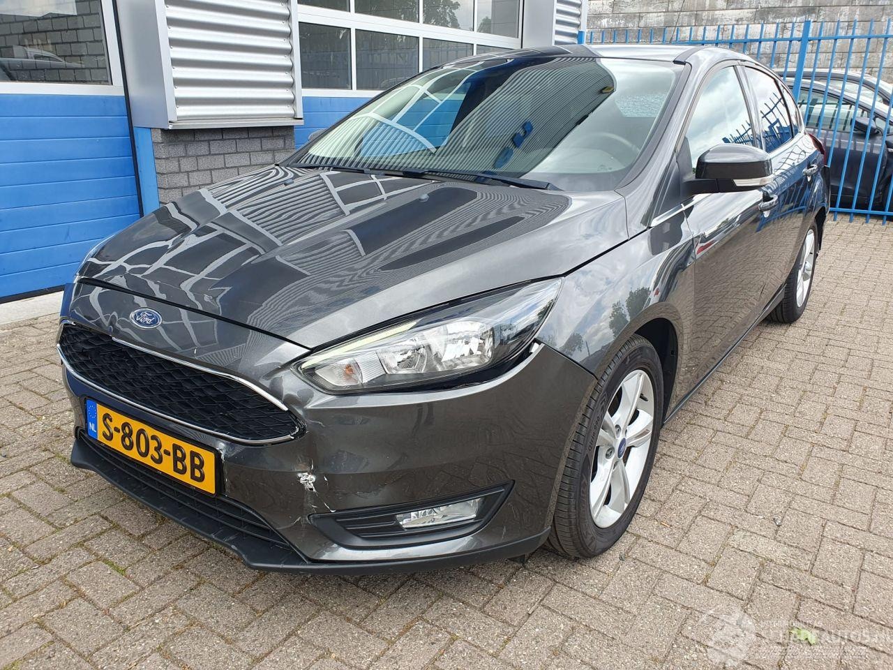 Ford Focus - 1.5 Titanium 1.5 Titanium - AutoWereld.nl