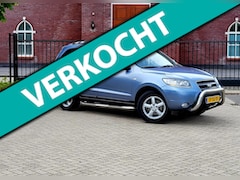 Hyundai Santa Fe - 2.7i V6 Style 7p. Climate control / Stoelverwarming / Leer / Nap / Nieuwe Apk