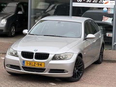 BMW 3-serie - 318i | Automaat | Climate | CarPlay | Youngtimer