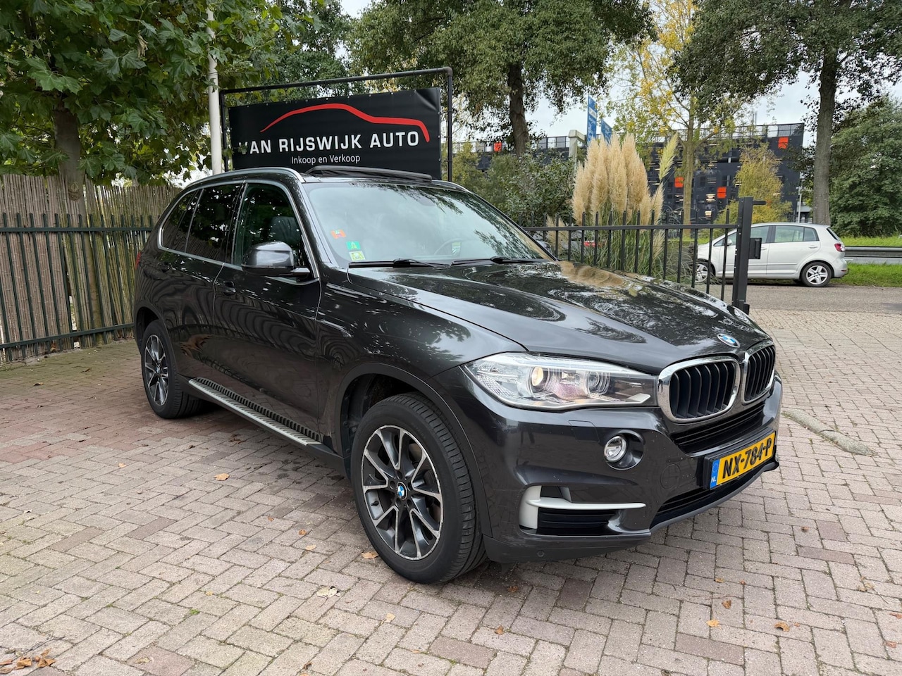 BMW X5 - XDrive30d High Exe Xenon Leder Pano Camera Ex Bpm - AutoWereld.nl
