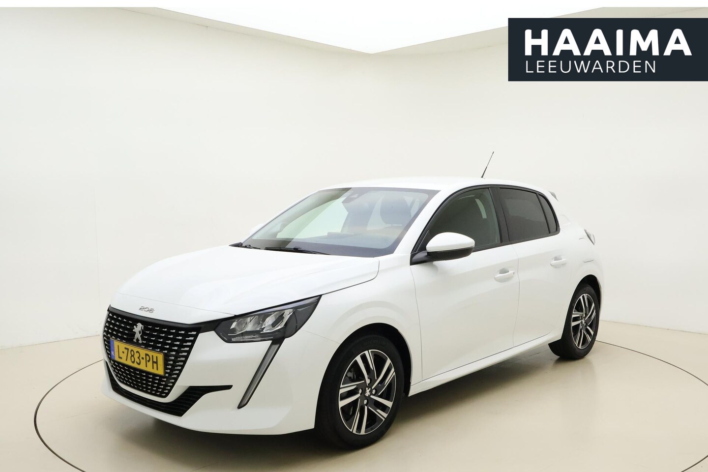 Peugeot 208 - 1.2 PureTech Allure Pack 100 PK | Handgeschakeld | Camera | Parkeersensor | Start/stop | N - AutoWereld.nl