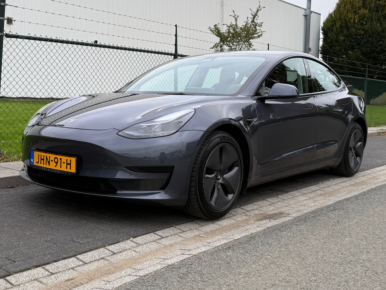 Tesla Model 3 - RWD 60 kWh FSD actief €7500 - AutoWereld.nl