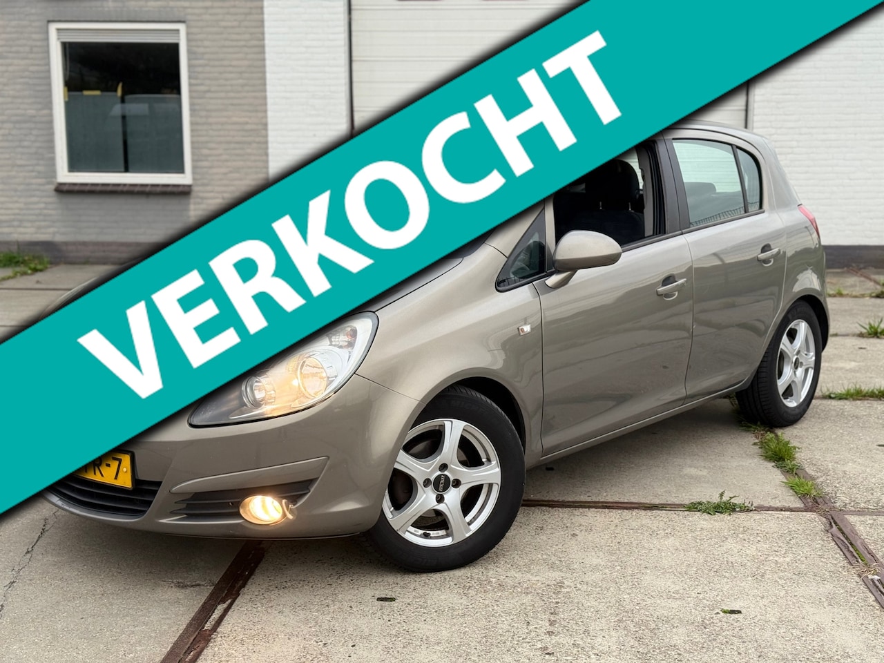 Opel Corsa - 1.3 CDTi EcoFlex S/S Cosmo // Ketting Hoorbaar // Navi // Airco - AutoWereld.nl