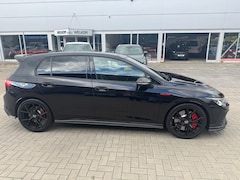 Volkswagen Golf - 2.0 TSI GTI