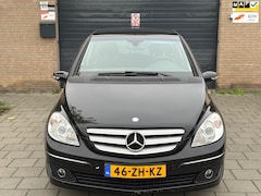 Mercedes-Benz B-klasse - 180 CDI Apk Clima Cruise Control Xenon PDC Trekhaak distr. Riem en wp vervangen