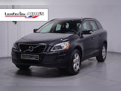 Volvo XC60 - 2.0 D3 Momentum Navi Trekhaak Bi-Xenon Cruise control Pdc v+a
