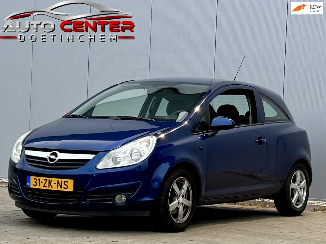 Opel Corsa - 1.4-16V Enjoy Airco Navi - AutoWereld.nl