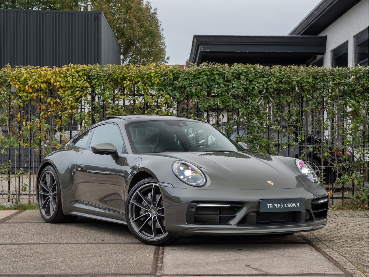 Porsche 911 - 3.0 Carrera 4 | Sport-Design | Adaptieve Sportstoelen | Bose | Sport-uitlaat - AutoWereld.nl