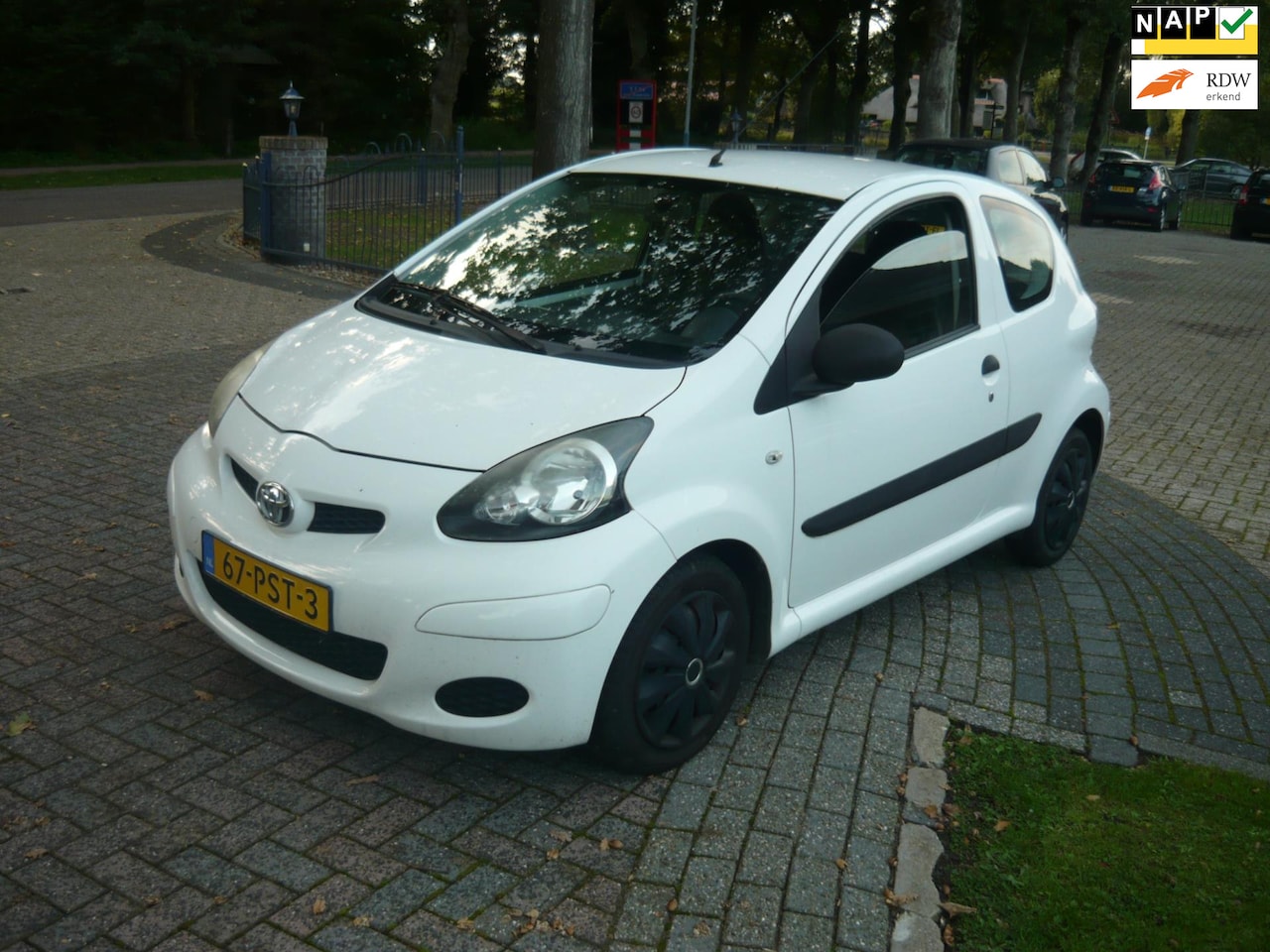 Toyota Aygo - 1.0-12V Access 1.0-12V Access - AutoWereld.nl