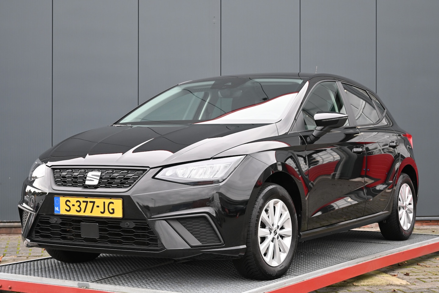 SEAT Ibiza - 1.0 EcoTSI Style Business Intense - AutoWereld.nl