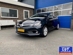Toyota Auris Touring Sports - 1.2T Dynamic trekhaak, camera, cr