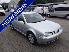 Volkswagen Golf - 2.0