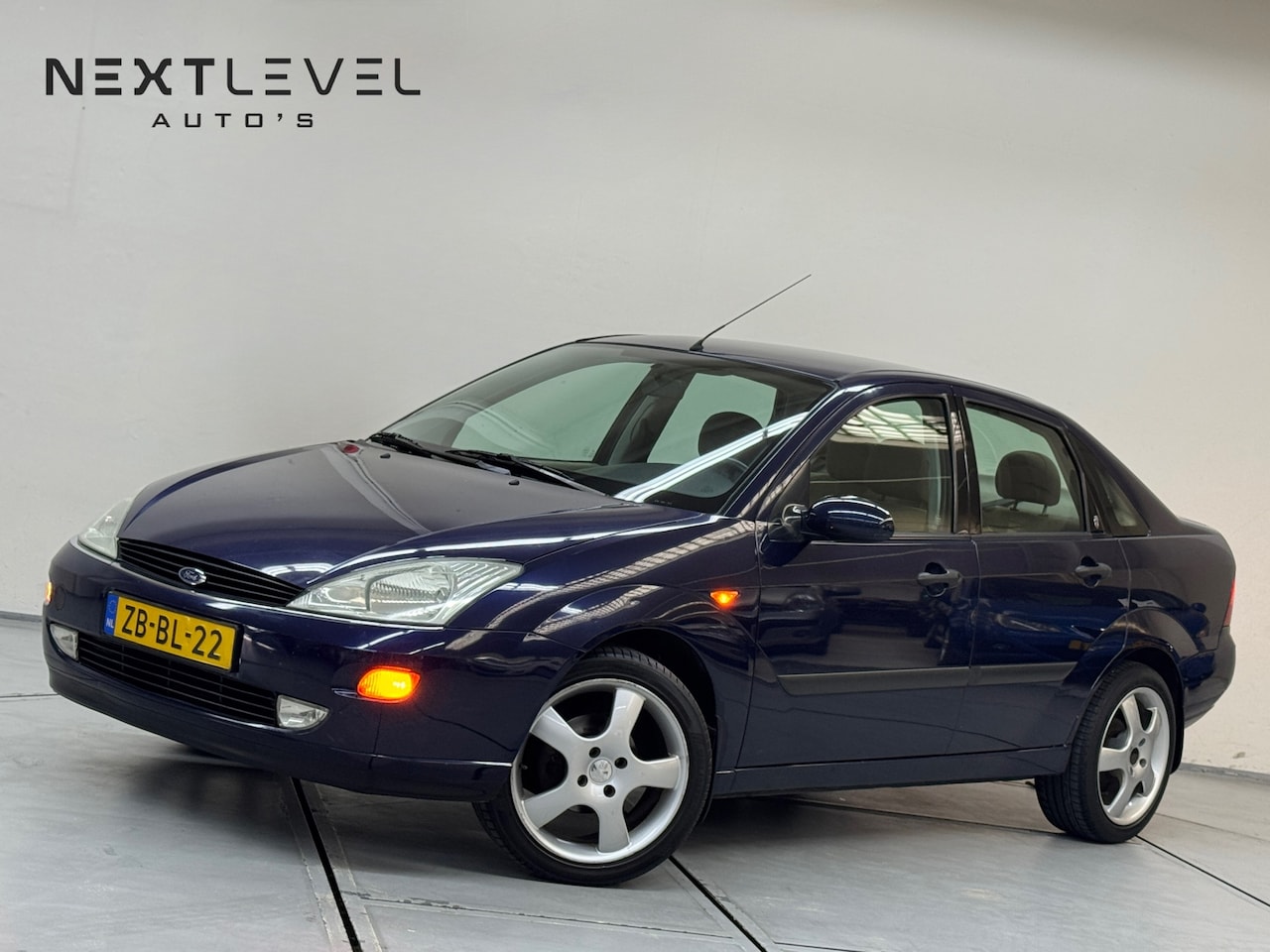 Ford Focus - 1.6-16V Ghia Airco Nieuwe Apk D.riem Vv. - AutoWereld.nl
