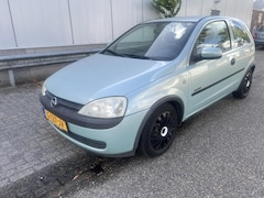 Opel Corsa - 1.0-12V Comfort Nieuwe APK - Airco