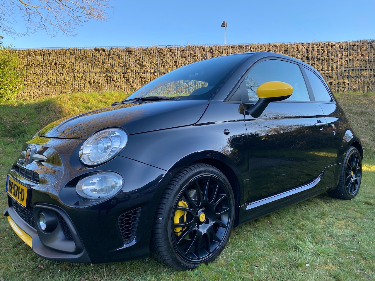 Fiat 500 - 1.4 T-Jet Abarth 595 Pista | Clima | Xenon | Beats Audio | PDC | Navi | Leder - AutoWereld.nl
