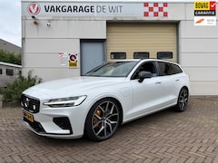 Volvo V60 - 2.0 T8 Twin Engine AWD Polestar Engineered