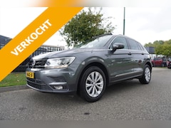 Volkswagen Tiguan - 1.5 TSI 130pk Comfortline Buss Advance P-dak Navi