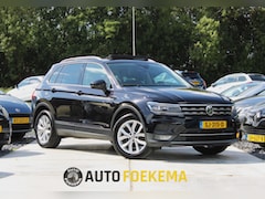 Volkswagen Tiguan - 1.4 TSI ACT Highline PANO VIRTUAL DASHBOARD