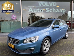 Volvo V60 - 2.0 D3 Momentum Business Automaat | Rijklaar incl garantie | Keyless Donker getint glas Tr