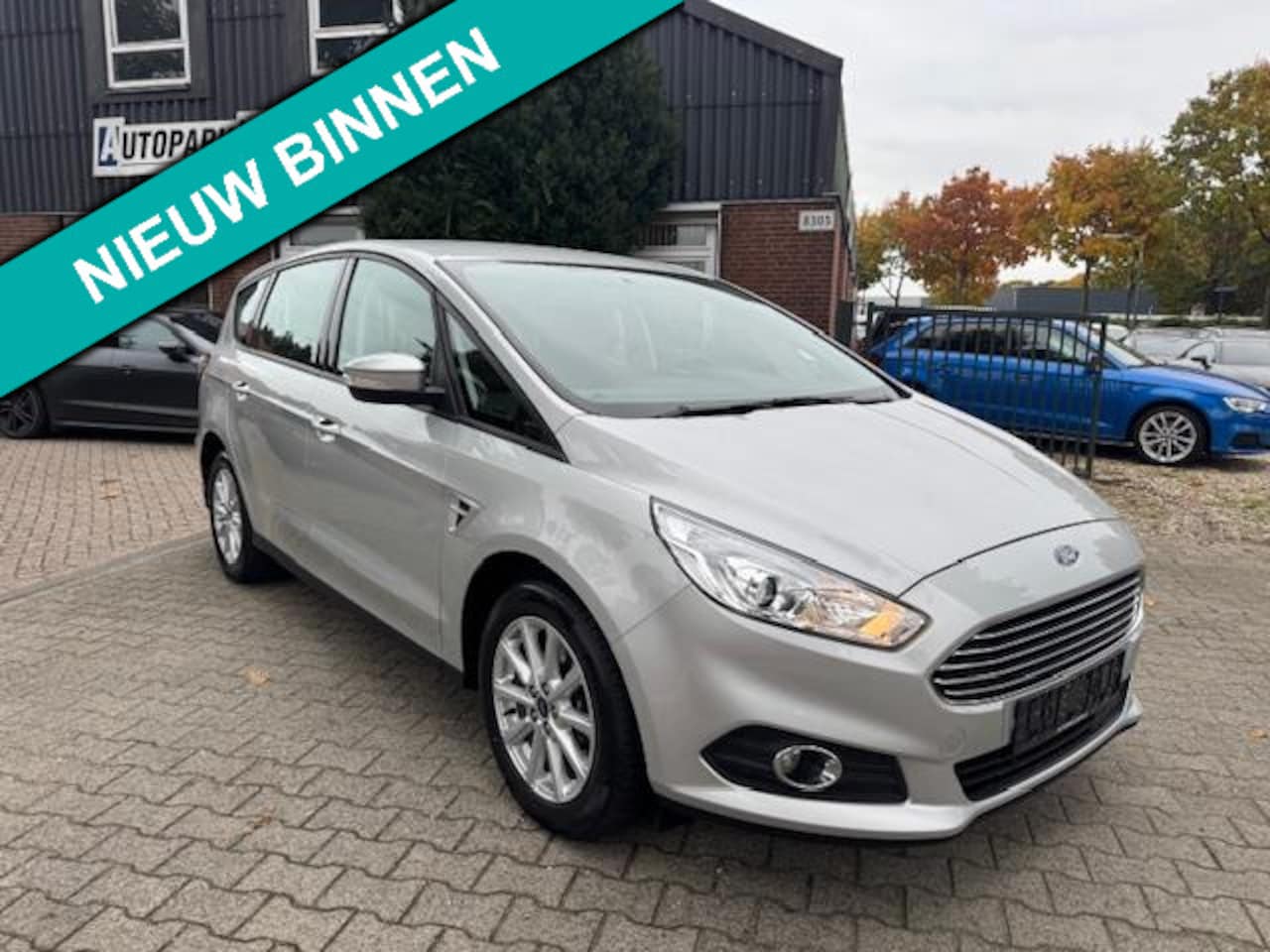 Ford S-Max - 1.5i H6 Clima,Stoel/stuur/voorruit verwarming,Navigatie,trekhaak - AutoWereld.nl