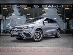 Mercedes-Benz GLA-Klasse - 250 e Star Edition AMG Line * Panodak * Keyless * Camera * Carplay