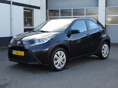 Toyota Aygo X - 1.0 VVT-i MT Play Airco, cruise controle, achteruitrijcamera, elektrische ramen, centrale