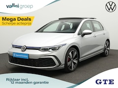 Volkswagen Golf - GTE 1.4 eHybrid 245 pk DSG | IQ Light | Panoramadak | Trekhaak | Stuur-/stoelverwarming |