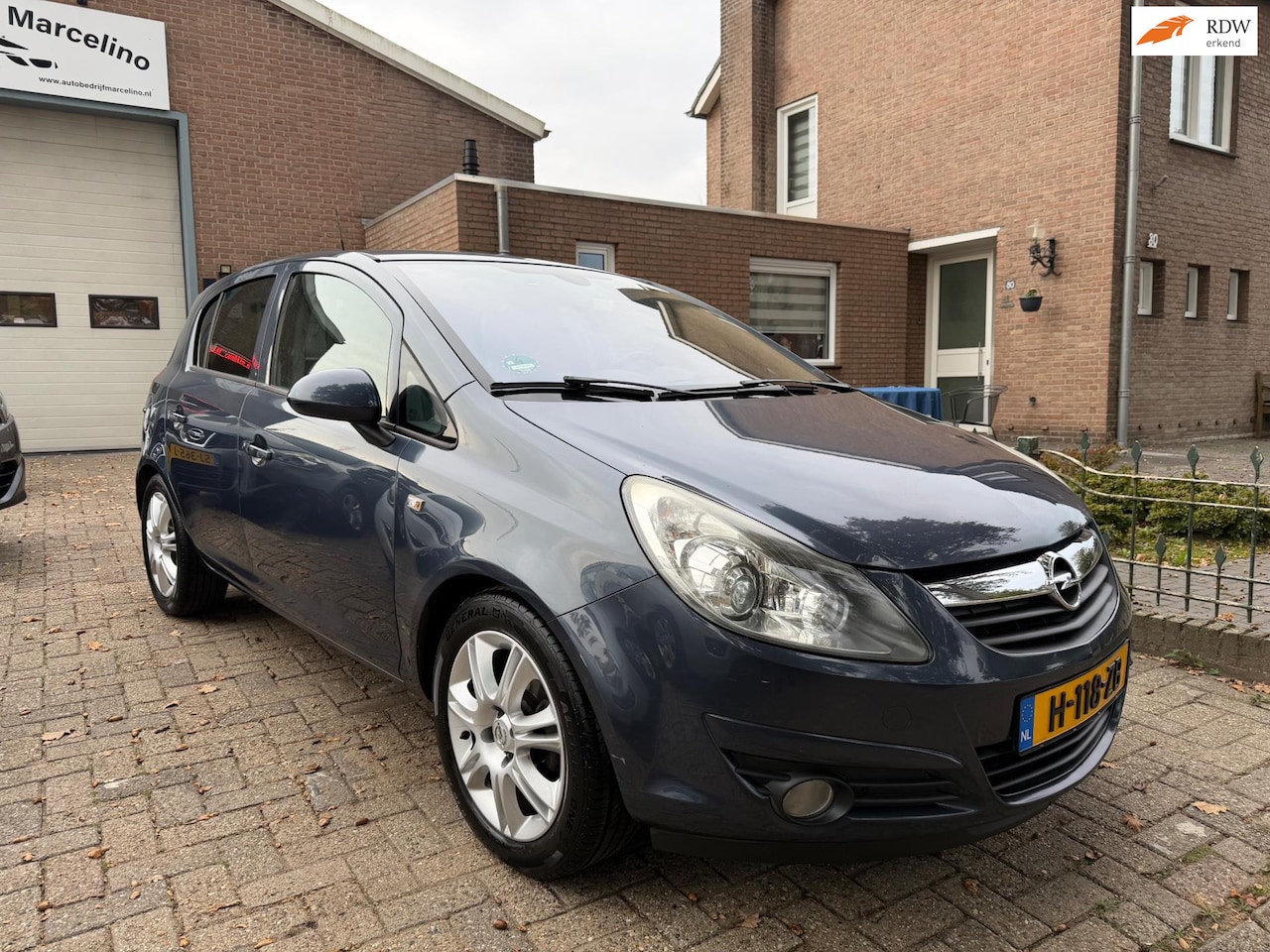 Opel Corsa - 1.4-16V Cosmo 1.4-16V Cosmo ( automaat ) - AutoWereld.nl