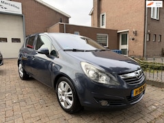 Opel Corsa - 1.4-16V Cosmo ( automaat )