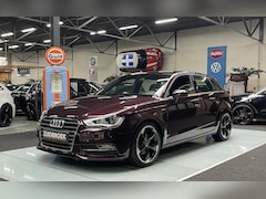 Audi A3 - 1.4 TFSI S-Line 72DKM Uniek Clima