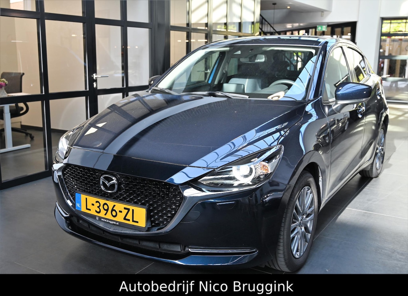 Mazda 2 - Skyactiv-G 90 6MT Luxury *Trekhaak* *Dealeronderhouden* - AutoWereld.nl
