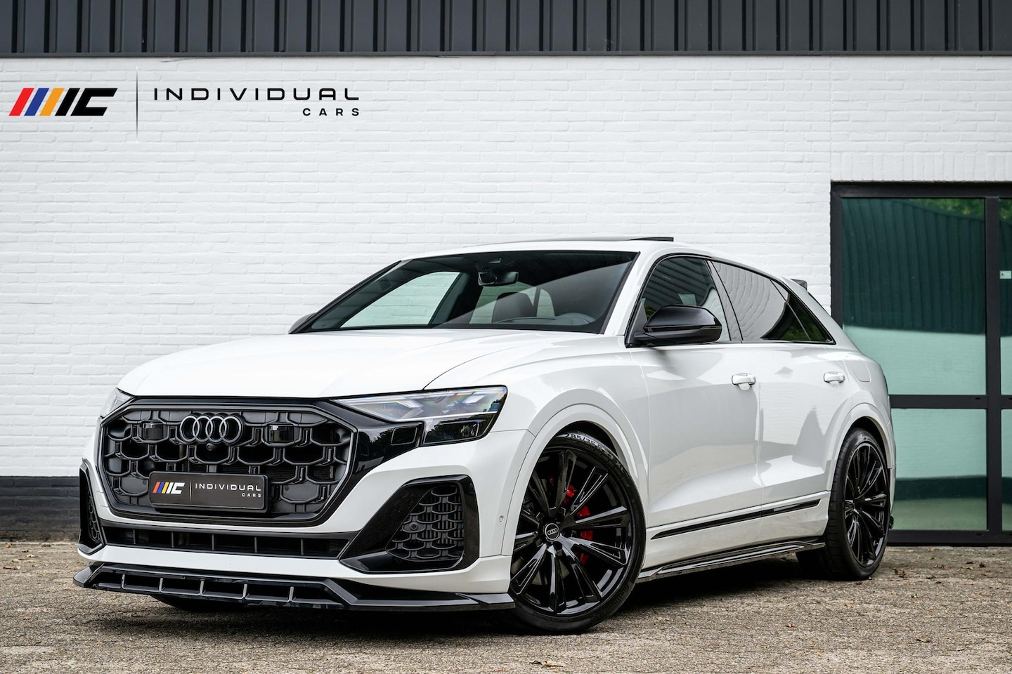Audi Q8 - 60 TFSI e quattro S Competition 490pk - AutoWereld.nl