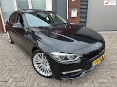 BMW 3-serie - 330e Centennial High Executive / Pano / Leder / Head-up / Harman-Kardon / Memory