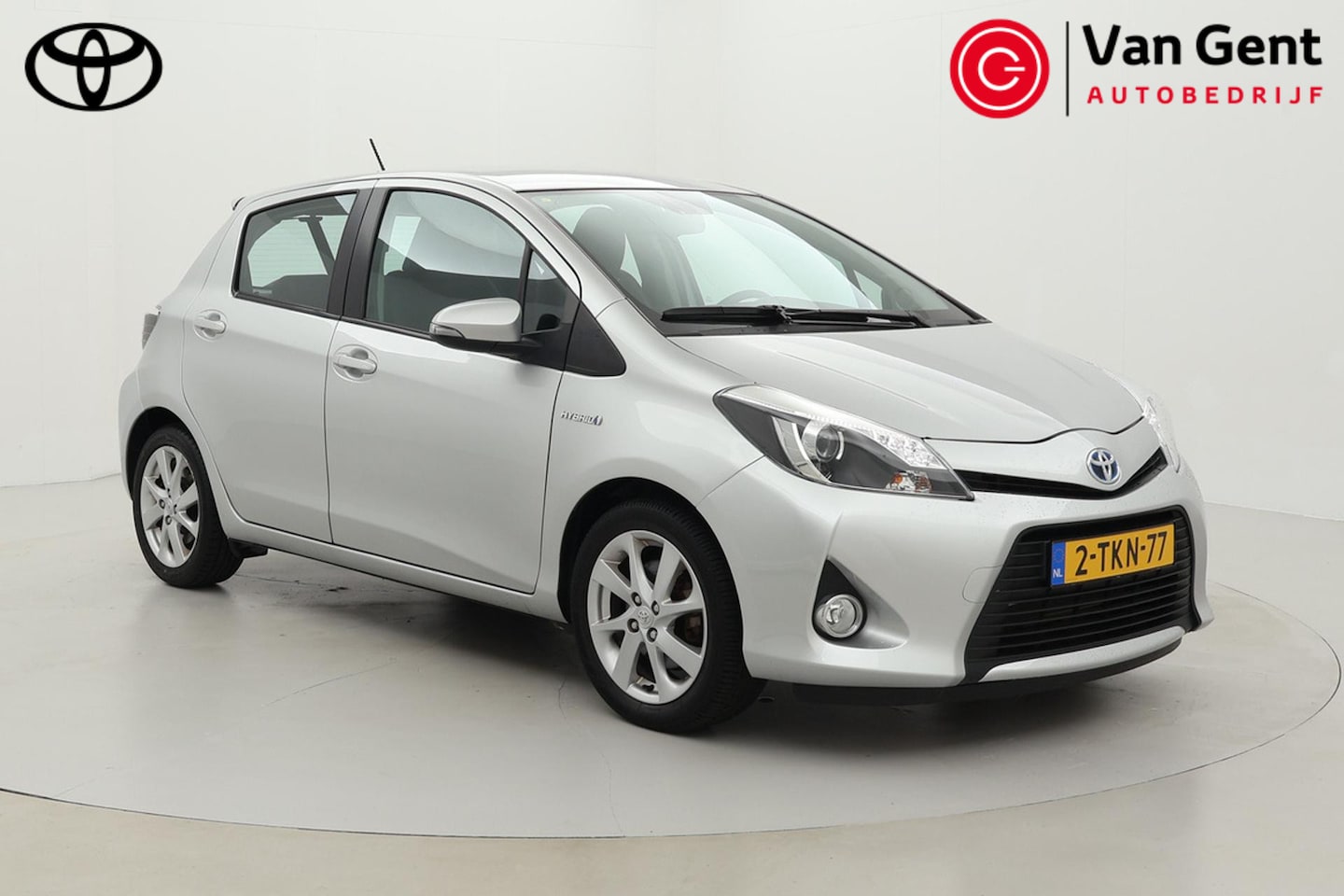 Toyota Yaris - 1.5 Hybrid Dynamic | Navigatie | Keyless | Cruise Control | Clima | Parkeersensoren achter - AutoWereld.nl