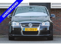 Volkswagen Golf - 3.2 R32