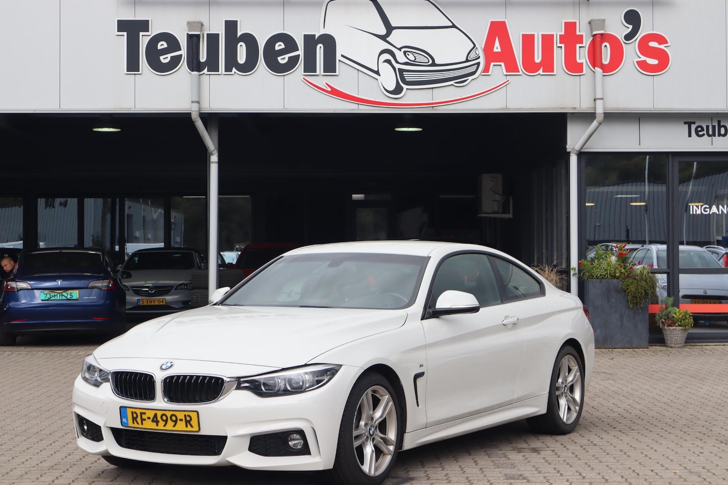 BMW 4-serie Coupé - 420i Executive 420i Executive (NL auto), Navigatie, Climate control, Stoelverwarming, Cruise control - AutoWereld.nl