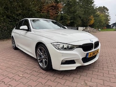 BMW 3-serie - 316i HIGH EXECUTIVE M-PERFORMANCE/XENON/LEER/NAV